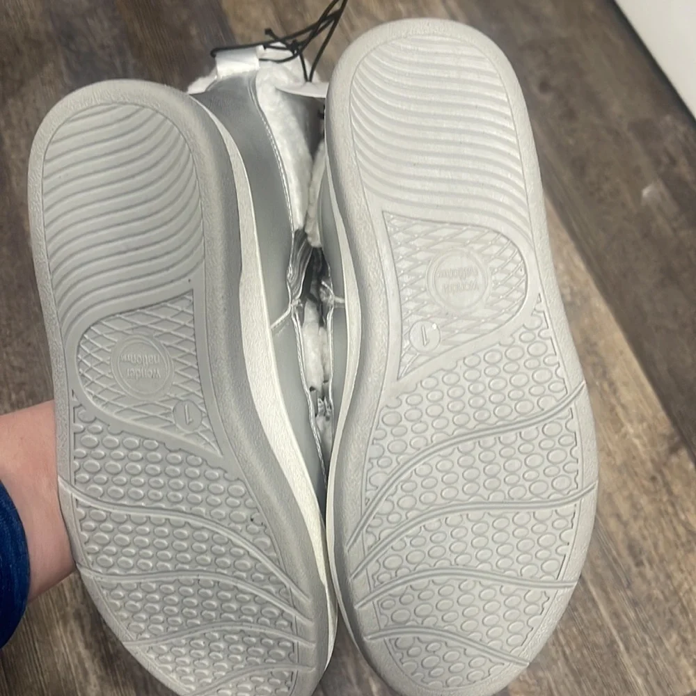 Kid’s boots